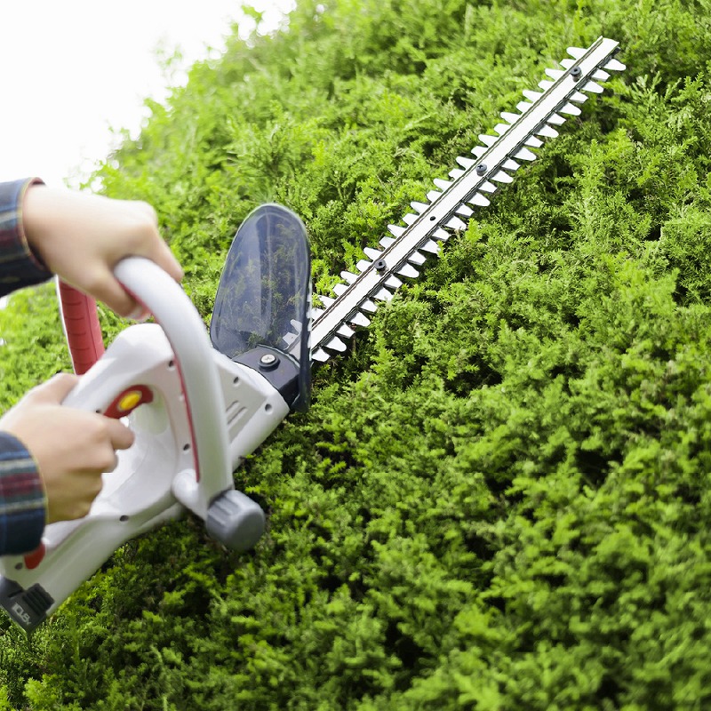 ヘッジトリマー 充電式 電動バリカン コードレス 生垣 庭木 剪定 植木