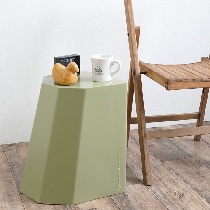 Arnold Circus Stool - White Ivory アーノルドサーカス スツール