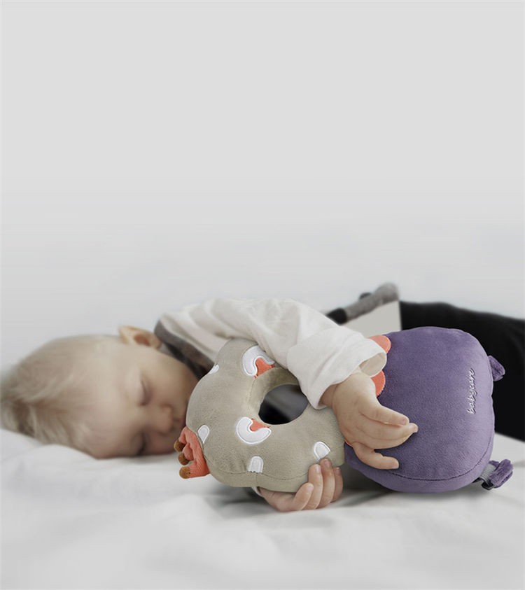 赤ちゃん 転倒防止 ごっつん防止 キッズ 乳幼児 頭保護 ベビー 出産祝い パッド 転倒枕 クッション ムレない Daihocnguyentrai Edu Vn