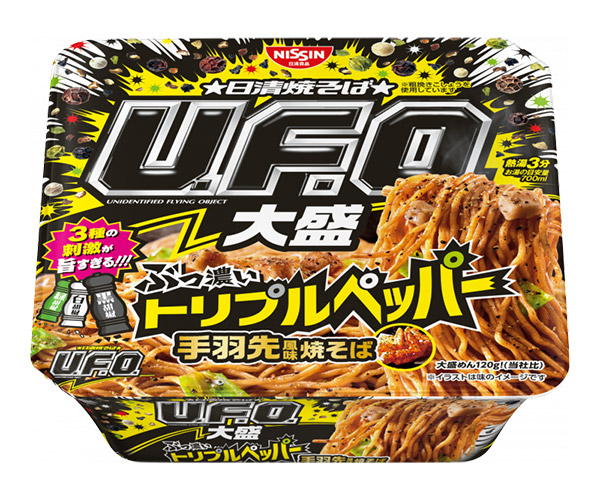 ★まとめ買い★　日清　焼そばU.F.O.大盛ぶっ濃いトリプルペッパー手羽先風味焼そば　150ｇ　×12個【イージャパンモール】
