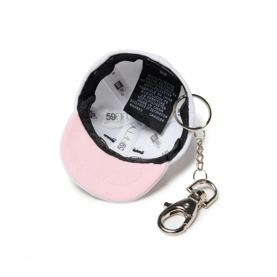 NEW ERA（ニューエラ） ちいかわ キャップ キャップキーホルダー ちい