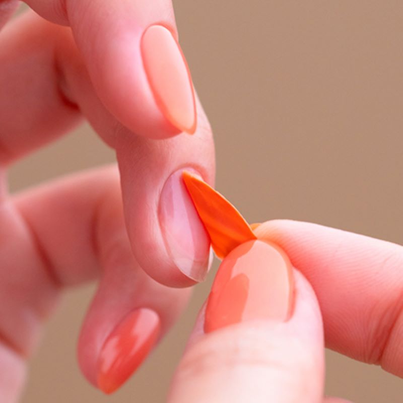 ウィネイルズ oui nails ピールオフマニキュア 8ml 12色からご選択