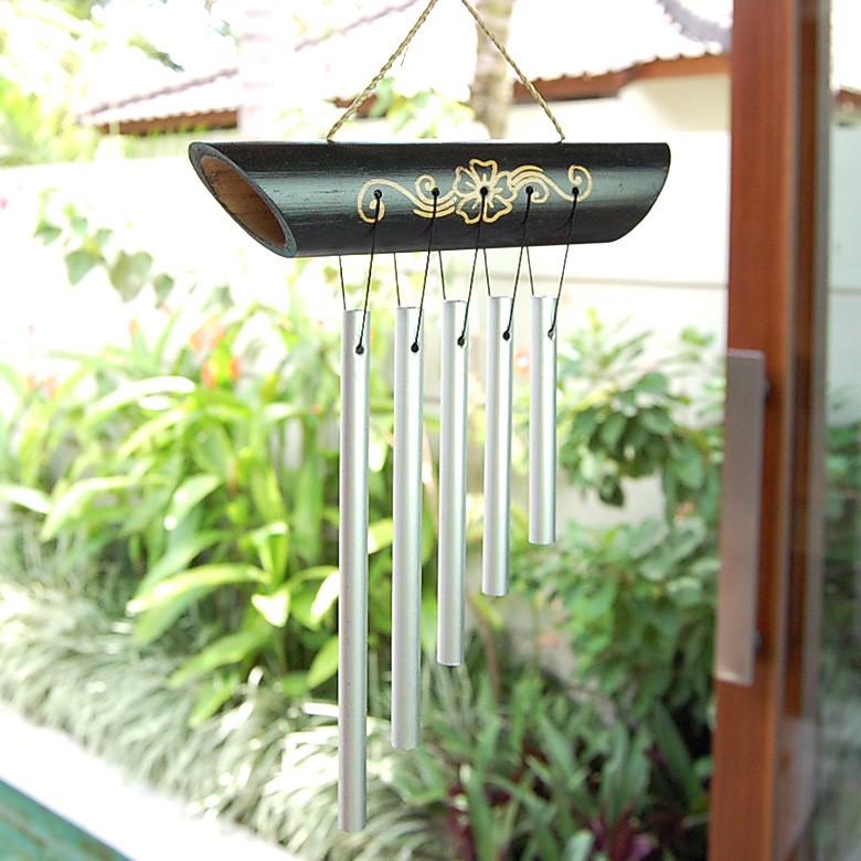 バンブーとアルミで出来た小さな民族模様の優しい音色の風鈴 ウィンド