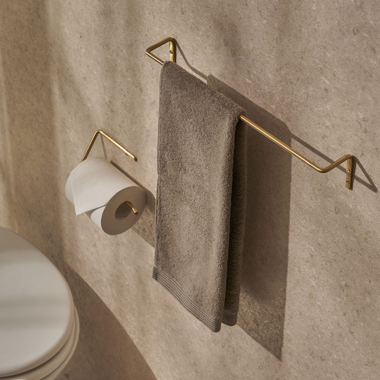 付属のネジで留めるだけなので、お手軽にDIY