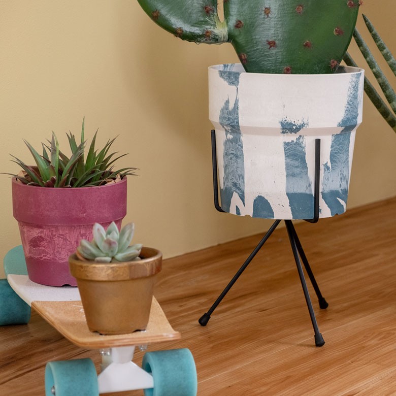 工場直送 プランター スタンド フォーク型 アイアン 鉄 高さ 50cm 植木 鉢 ブラック 6号 ポット ラック フラワー 3本 三脚 おしゃれ  北欧 雑貨 インテリア 西海岸 94036