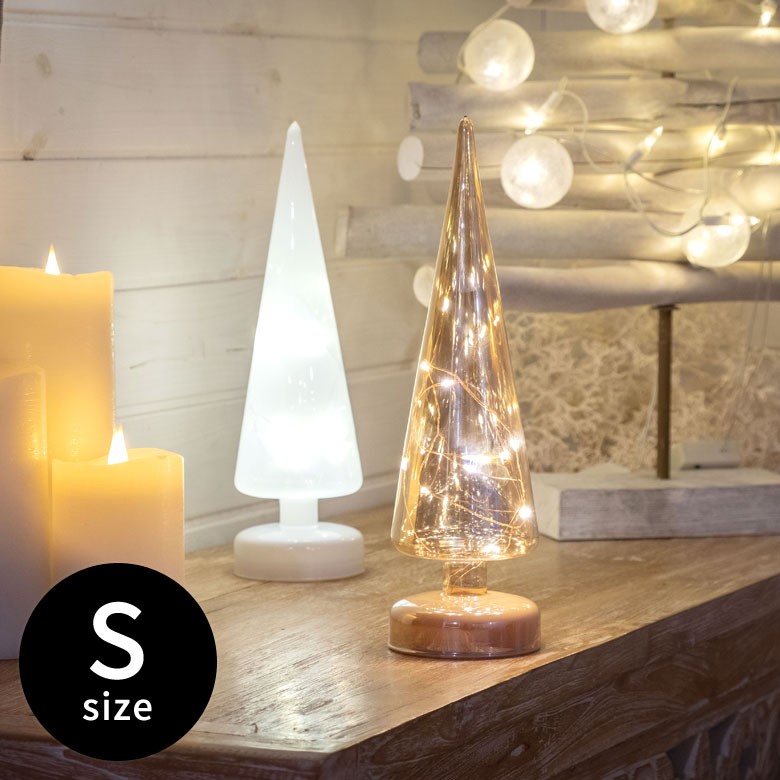 クリスマスライトオブジェ 𓊆大阪駅前🎄クリスマス𓊇 》》5枚あります Here's the dazzling view