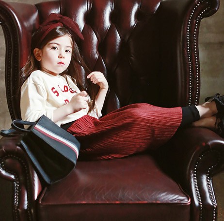 キッズ　ジュニア　ボトムス　ブリーツスカート　無地　レギンス　ミディ丈スカート　カジュアル　女の子　可愛い　キュート　ナチュラル　お出かけ　発表会　結婚式　お呼ばれ　おしゃれ　ブラック　ピンク　レッド　送料無料