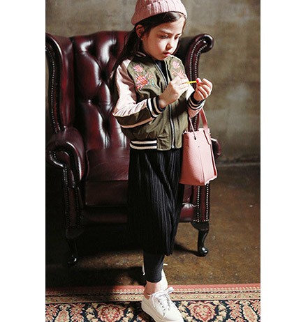 キッズ　ジュニア　ボトムス　ブリーツスカート　無地　レギンス　ミディ丈スカート　カジュアル　女の子　可愛い　キュート　ナチュラル　お出かけ　発表会　結婚式　お呼ばれ　おしゃれ　ブラック　ピンク　レッド　送料無料