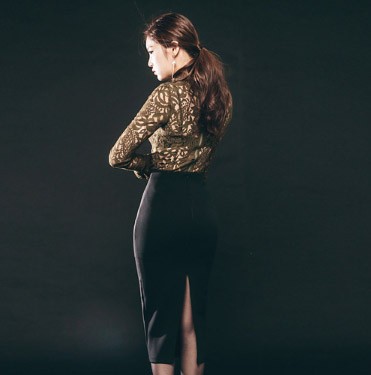 レディース　トップス　Tシャツ　長袖　レース　ハイネック　カットソー　シースルー　スリム　フィット　おしゃれ　セクシー　大人可愛い　フェミニン　デート　お出かけ　パーティー　送料無料