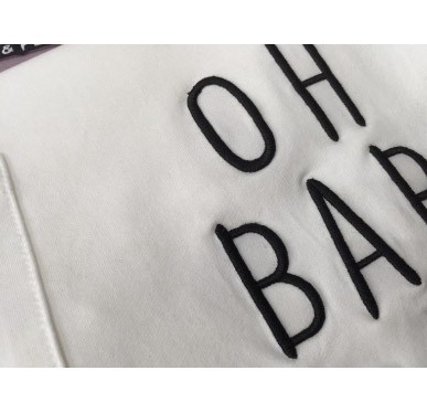 レディース　カットソー　刺繍　長袖　ロングTシャツ　ロンT　ラウンドネック　ベーシック　トップス　カジュアル　キュート　大人　可愛い　フェミニン　おしゃれ　お出かけ　デイリー　ピンク　グリーン　パープル　ブラック　　フリーサイズ　ワンサイズ　送料無料