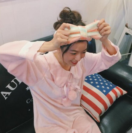 レディース　部屋着　ルームウェア　長袖　ワンピース　リボン　秋　冬　ゆったり　リラックス　ナイトウェア　パジャマ　寝間着　フェミニン　可愛い　キュート　ピンク　フリーサイズ　ワンサイズ　送料無料