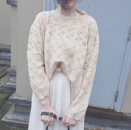 レディース　ニット　セーター　透かし編み　レース編み　長袖　ゆったり　トップス　カジュアル　キュート　大人　可愛い　フェミニン　おしゃれ　お出かけ　デイリー　ベージュ　ブラウン　フリーサイズ　ワンサイズ　送料無料