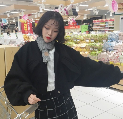 レディース　ウール　ジャケット　ドルマンスリーブ　オーバーサイズ　秋　アウター　カジュアル　長袖　キュート　大人　可愛い　フェミニン　おしゃれ　お出かけ　デイリー　ブラック　ベージュ　フリーサイズ　ワンサイズ　送料無料