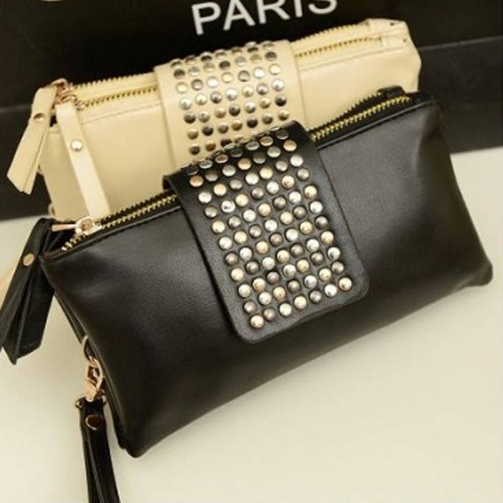 レディース　送料無料　鞄　クラッチバック　2WAY　スタッズ　大人スタッズ　カラー豊富　無地　レオパード