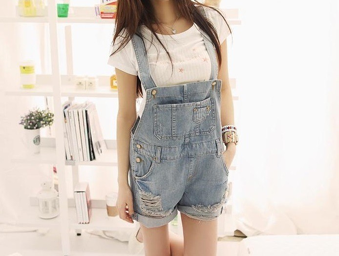 レディース　ダメージ　クラッシュ　オーバーオール　サロペット　デニム　ジーンズ　ジーパン　短パン　ショートパンツ　パンツ　ボトムス　人気　春物　夏物　女性　大人　カジュアル　おしゃれ　ファッション　ブルー　S　M　L　XL　XXL　サイズ　送料無料