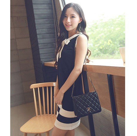 レディース　ワンピース　ノースリーブ　大きいサイズ　スリム　ニットドレス　リボンタイ　ボーダー　膝丈　大人　お嬢様風　清楚　お呼ばれコーデ　春夏　リゾート　デート　ホワイト　ブラック　モノトーン　送料無料