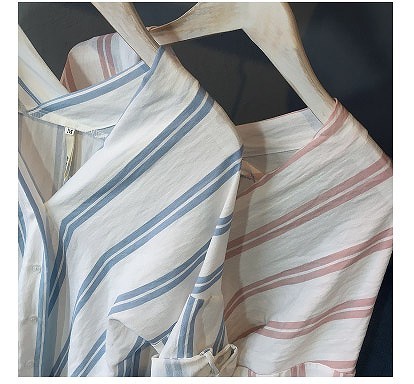 レディース　トップス　Vネック　コットン　ストライプ　ブラウス　シャツ　ロールアップ　半袖　春夏　シンプル　カジュアル　フェミニン　普段着　おしゃれ　デート　リゾート　ピンク　ブルー　ホワイト　送料無料