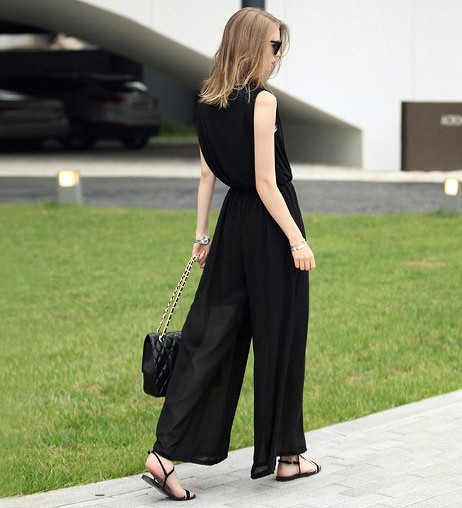 レディース　オールインワン　サロペット　オーバーオール　ガウチョパンツ　ボトムス　ノースリーブ　無地　ウエスト調節　大きいサイズ　大人カジュアル　ゆったり　シンプル　デート　お出かけ　デイリー　普段着　ブラック　送料無料