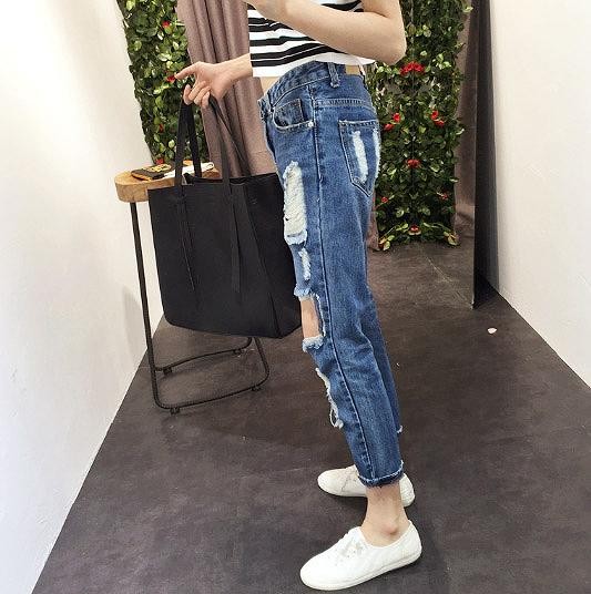 レディース　ファッション　ボトムス　デニムパンツ　ダメージド加工　春　夏　秋　大人カジュアル　パンツ　かわいい　キュート　旅行　買い物　デート　外出　ネイビー　ライトブルー　送料無料