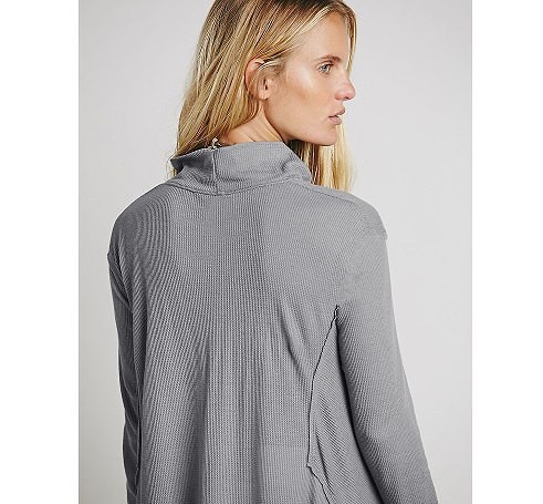 レディース　ロングＴシャツ　長袖　オフタートル　大人カジュアル　フェミニン　かわいい　人気　普段着　部屋着　お出かけ　デート　リゾート　グレー　送料無料