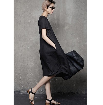 レディース　バルーンワンピース　ドレス　半袖　膝丈　ミモレ丈　無地　ラウンドネック　大人カジュアル　シンプル　おしゃれ　オフィス　リゾート　普段着　デイリー　お出かけ　デート　ブラック　ネイビー　送料無料