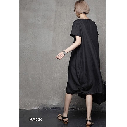 レディース　バルーンワンピース　ドレス　半袖　膝丈　ミモレ丈　無地　ラウンドネック　大人カジュアル　シンプル　おしゃれ　オフィス　リゾート　普段着　デイリー　お出かけ　デート　ブラック　ネイビー　送料無料