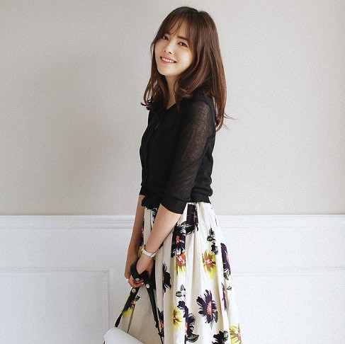 レディース　トップス　ニット　カーディガン　ラウンドネック　7分袖　無地　シンプル　カジュアル　大人可愛い　フェミニン　オフィス　仕事　デート　お出かけ　デイリー　普段着　ホワイト　イエロー　ピンク　ネイビー　ブラック　ブルー　送料無料