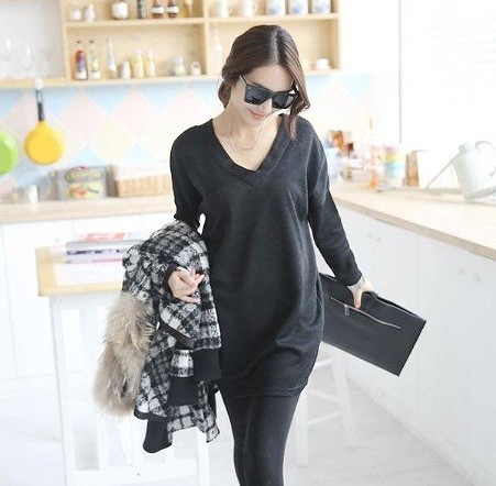 レディース　トップス　ロンT　ロング　Tシャツ　カットソー　Vネック　長袖　無地　ゆるT　シンプル　カジュアル　フリーサイズ　大人可愛い　フェミニン　オフィス　デート　お出かけ　デイリー　普段着　グレー　ブラック　送料無料