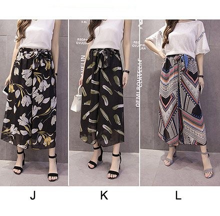 レディース　ガウチョパンツ　ワイドパンツ　スカーチョ　シフォン　ボトムス　花柄　フラワー　ボタニカル柄　大人カジュアル　シンプル　リゾート　普段着　デイリー　お出かけ　旅行　デート　ブラック　ホワイト　グレー　送料無料