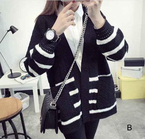 レディース　カーディガン　ボーダー　ロング　長袖　フリーサイズ　秋冬　シンプル　ゆったり　ロングカーデ　フリーサイズ　ウール　大人カジュアル　フェミニン　普段着　おしゃれ　デート　リゾート　ホワイト　ブラック　送料無料