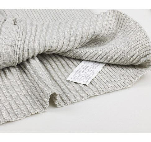 レディース　カーディガン　無地　長袖　春秋冬　シンプル　スリム　大きいサイズ　定番　人気　大人カジュアル　フェミニン　きれいめ　ナチュラル　普段着　おしゃれ　冷房対策　オフィス　仕事　デート　ホワイト　グレー　ブラック　送料無料