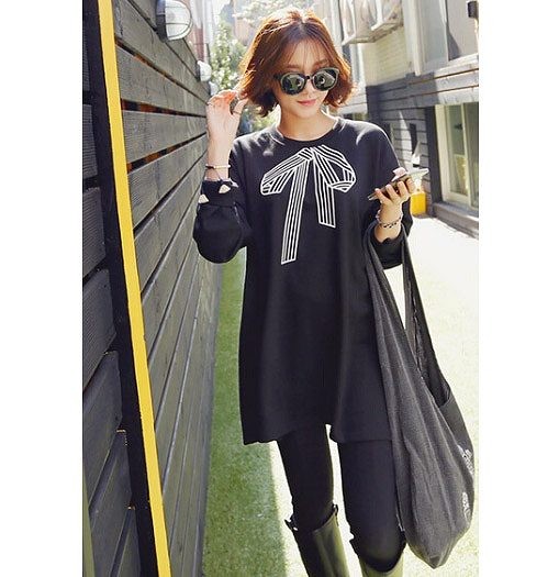 レディース　トップス　Tシャツ　カットソー　リボンプリント　ラウンドネック　長袖　シンプル　体型カバー　フリーサイズ　ゆったり　大人カジュアル　フェミニン　ラフスタイル　普段着　おしゃれ　デート　リゾート　ブラック　送料無料