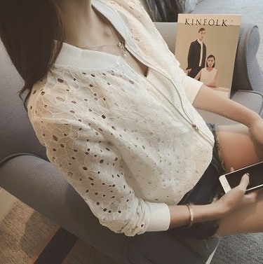 レディース　カーディガン　花柄　レース　フラワー　無地　長袖　春秋冬　シンプル　大きいサイズ　人気　ジップアップ　大人カジュアル　フェミニン　きれいめ　ナチュラル　普段着　おしゃれ　冷房対策　オフィス　仕事　デート　ブラック　ホワイト　送料無料