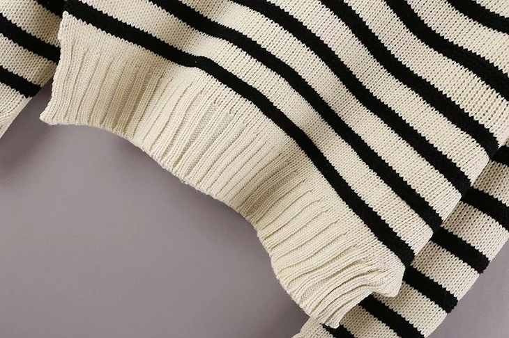 レディース　ニット　ワンピース　長袖　ショート丈　ラウンドネック　大人カジュアル　フェミニン　かわいい　人気　普段着　部屋着　お出かけ　デート　ライトグレー　送料無料