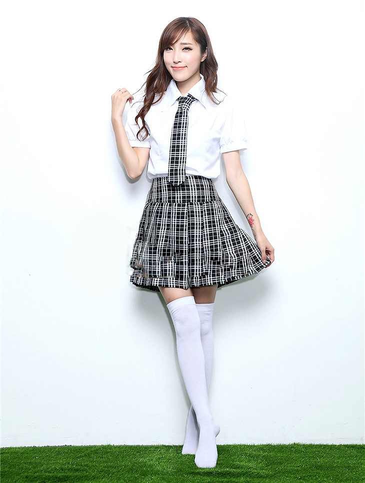レディース　コスチューム　セーラー服　チェックスカート　フリーサイズ　公演　演劇　コスプレ　衣装　イベント　文化祭　パーティ　仮装　ブラック　送料無料