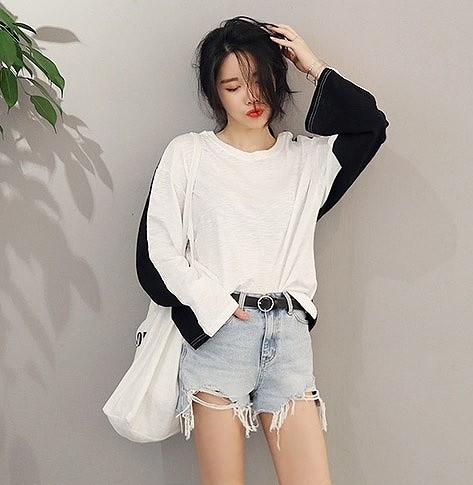 レディース　Ｔシャツ　長袖　オフショルダー　ストラップレス　おしゃれ　ストリート　カジュアル　大人可愛い　エレガント　デート　デイリー　お出かけ　ブラック　ホワイト　送料無料