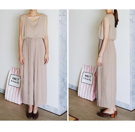 レディース　オールインワン　ノースリーブ　パンツスーツ　無地　プリーツ　ウエストゴム　フリーサイズ　大人カジュアル　フェミニン　シンプル　オフィス　入学式　卒業式　フォーマル　パーティー　デイリー　お出かけ　デート　ブラック　ベージュ　送料無料