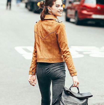 レディース　ライトアウター　スエードジャケット　フロントジップ　ショートジャケット　長袖　無地　シンプル　カジュアル　大人可愛い　リゾート　デート　お出かけ　デイリー　ブラウン　送料無料