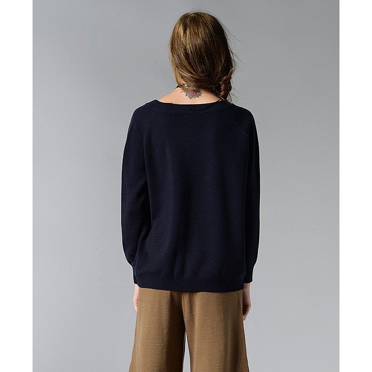 レディース　トップス　Vネック　ニット　セーター　プルオーバー　無地　シンプル　定番　カジュアル　大人可愛い　フェミニン　学生　オフィス　デート　お出かけ　デイリー　グレー　ホワイト　ダークブルー　送料無料