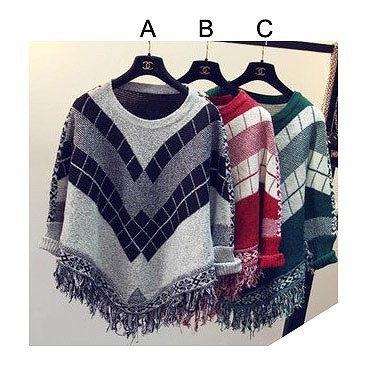 レディース　セーター　ケープ風　長袖　ラウンドネック　おしゃれ　カジュアル　大人可愛い　ストリート　エレガント　デート　お出かけ　デイリー　グレー　レッド　グリーン　送料無料