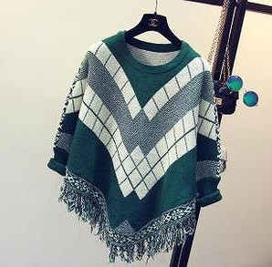 レディース　セーター　ケープ風　長袖　ラウンドネック　おしゃれ　カジュアル　大人可愛い　ストリート　エレガント　デート　お出かけ　デイリー　グレー　レッド　グリーン　送料無料