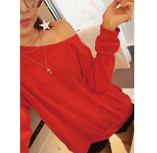 レディース　トップス　オフショルダー　カットソー　Tシャツ　長袖　無地　定番　シンプル　カジュアル　フリーサイズ　大人可愛い　フェミニン　オフィス　デート　お出かけ　デイリー　普段着　ブラック　グリーン　レッド　イエロー　送料無料