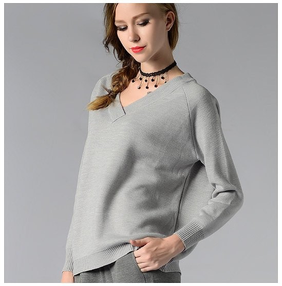 レディース　トップス　ニット　セーター　Vネック　長袖　無地　定番　シンプル　カジュアル　大人可愛い　フェミニン　オフィス　仕事　デート　お出かけ　デイリー　普段着　グレー　ホワイト　ネイビー　送料無料