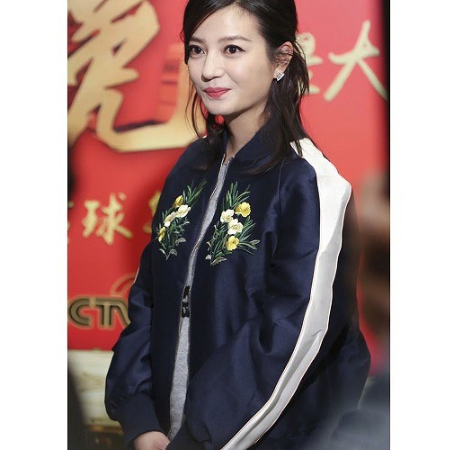 レディース　ファッション　アウター　スカジャン　ジャケット　刺しゅう入り　花　カジュアル　キュート　クール　ジッパー　長袖　外出　旅行　お出かけ　ネイビー　M　L　送料無料