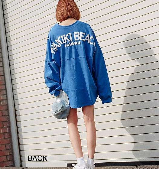 レディース　ファッション　トップス　長袖　セーター　シンプル　大人カジュアル　ラウンドネック　英字プリント　ワイキキ　ハワイ　お出かけ　買い物　外出　ブルー　送料無料