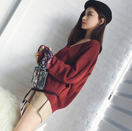 レディース　トップス　ニット　ショート　セーター　Vネック　長袖　無地　シンプル　カジュアル　ゆったり　大人可愛い　フェミニン　オフィス　仕事　デート　お出かけ　デイリー　普段着　カーキ　レッド　送料無料