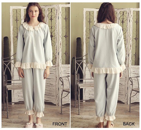 レディース　パジャマ　ナイトウェア　ゆったり　フリル　無地　ラウンドネック　長袖　シンプル　カジュアル　フェミニン　大人可愛い　リラックス　ルームウェア　ラフスタイル　ブルー　ピンク　送料無料