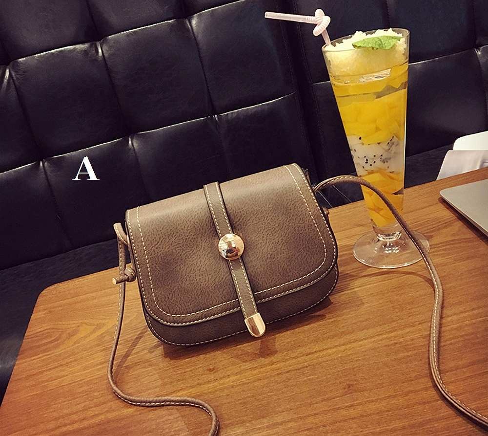 レディース　ミニショルダーバッグ　ＰＵレザー　フリップ　おしゃれ　可愛い　カジュアル　お出かけ　デート　旅行　デイリー　コーヒー　ブラウン　ピンク　送料無料