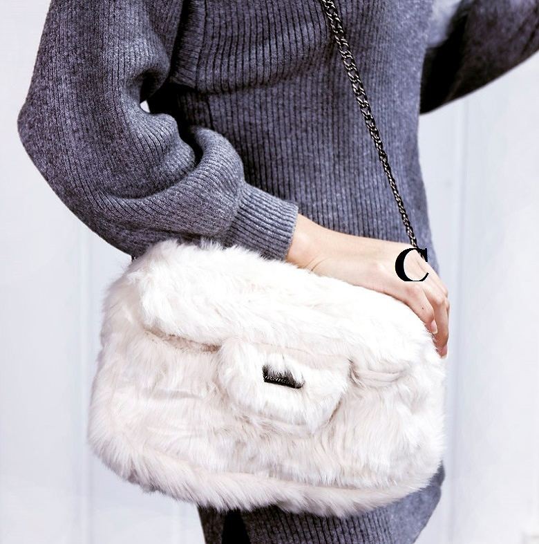 レディース　ショルダーバッグ　チェーン　もこもこ　ラビットレザー　折り畳み　おしゃれ　可愛い　カジュアル　お出かけ　デート　旅行　デイリー　５パターン　送料無料
