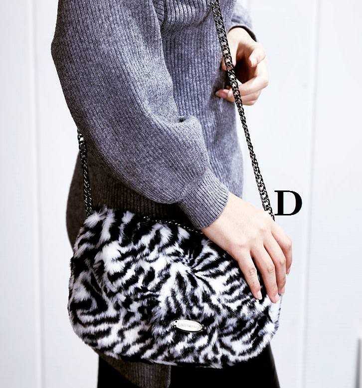 レディース　ショルダーバッグ　チェーン　もこもこ　ラビットレザー　折り畳み　おしゃれ　可愛い　カジュアル　お出かけ　デート　旅行　デイリー　５パターン　送料無料